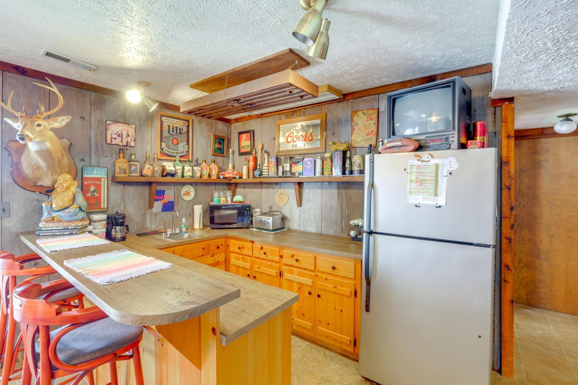 Smith Mountain Lake Retreat With Private Beach! Huddleston Extérieur photo